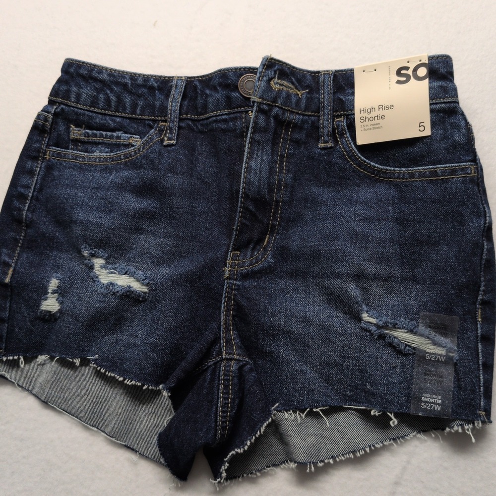 SO 2.5 Inch Shortie Shorts Juniors 5 W27 High Rise Stretch Denim NWT
